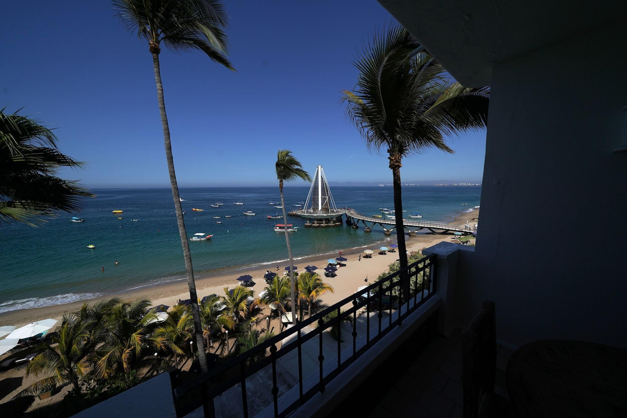 Emperador Vallarta Beachfront Hotel&Suites Puerto Vallarta Exterior foto